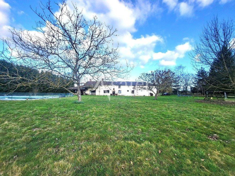 Hippisch vastgoed Koop Ain