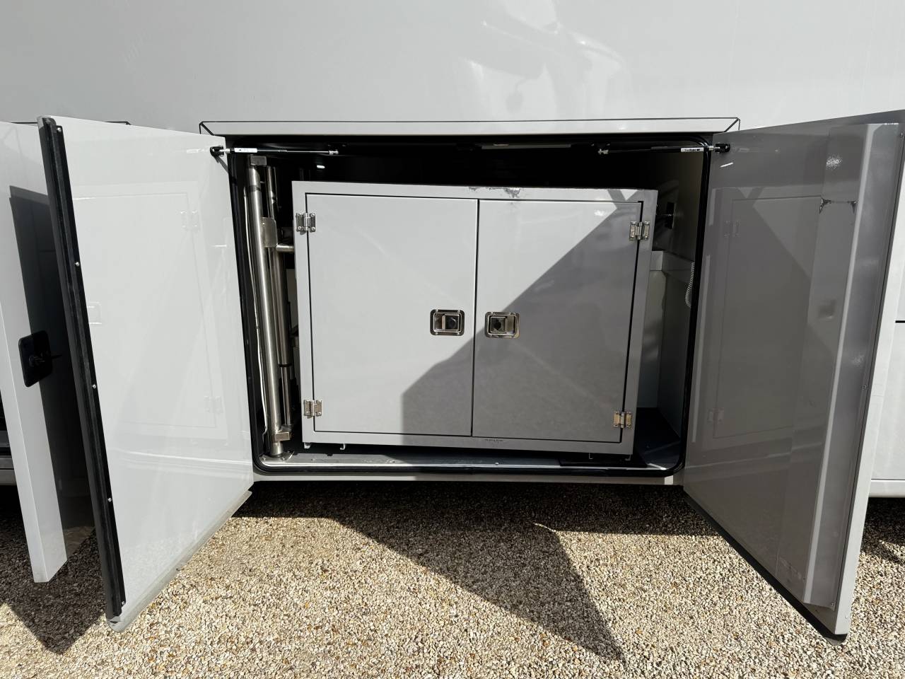 Zware paardenvrachtwagen (groot rijbewijs) Volvo FH 6  2024 Tweedehands