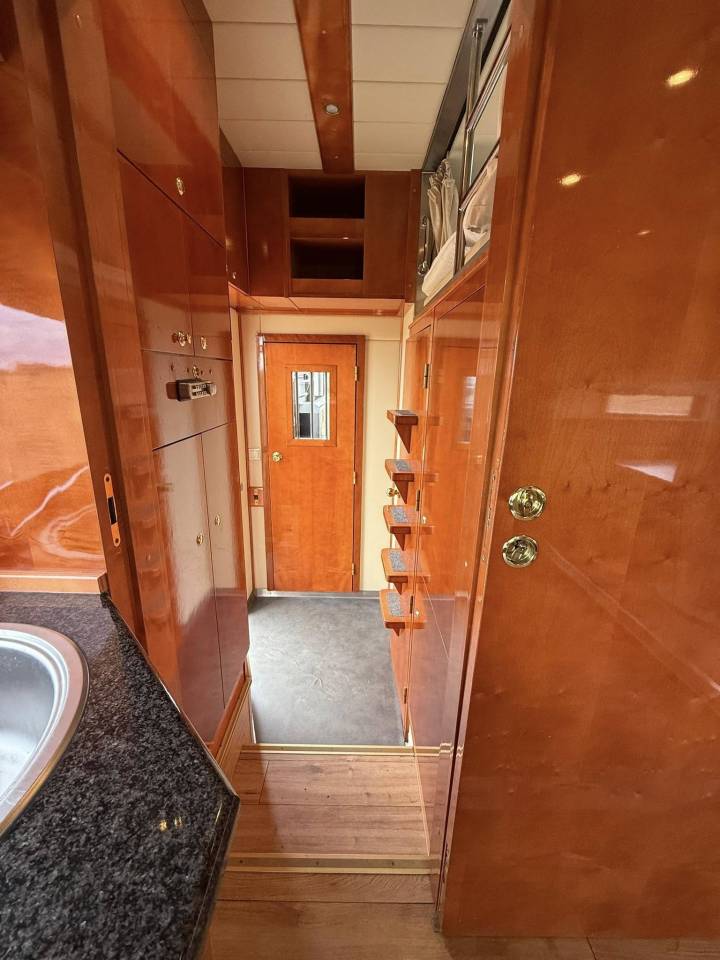 Zware paardenvrachtwagen (groot rijbewijs) Renault midlum 300 cv 2013 Tweedehands