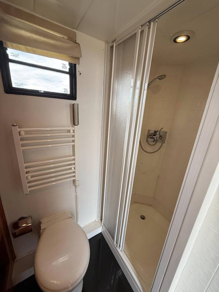 Zware paardenvrachtwagen (groot rijbewijs) Renault midlum 300 cv 2013 Tweedehands