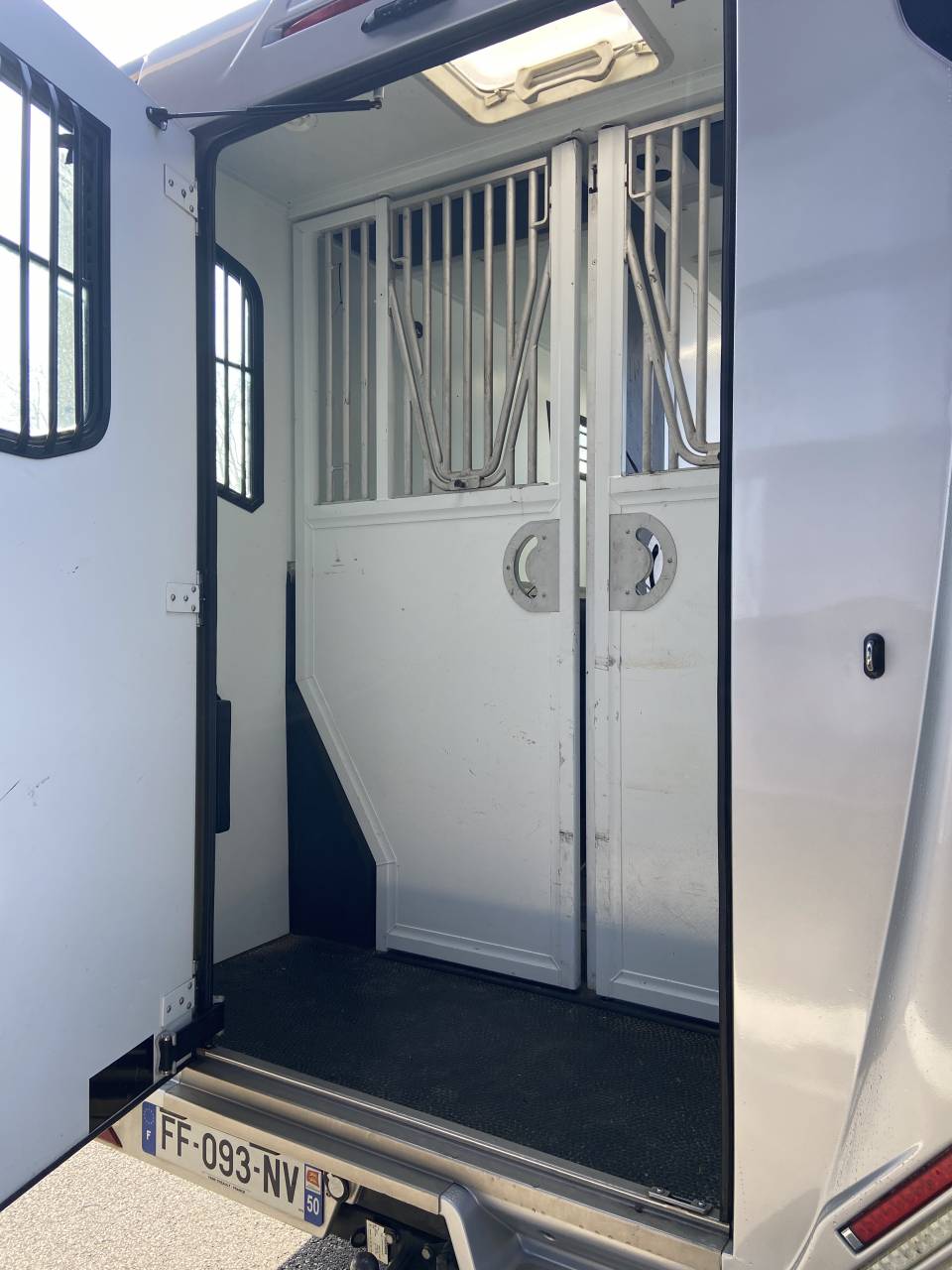 Kleine paardenvrachtwagen (B rijbewijs) Theault  2019 Tweedehands