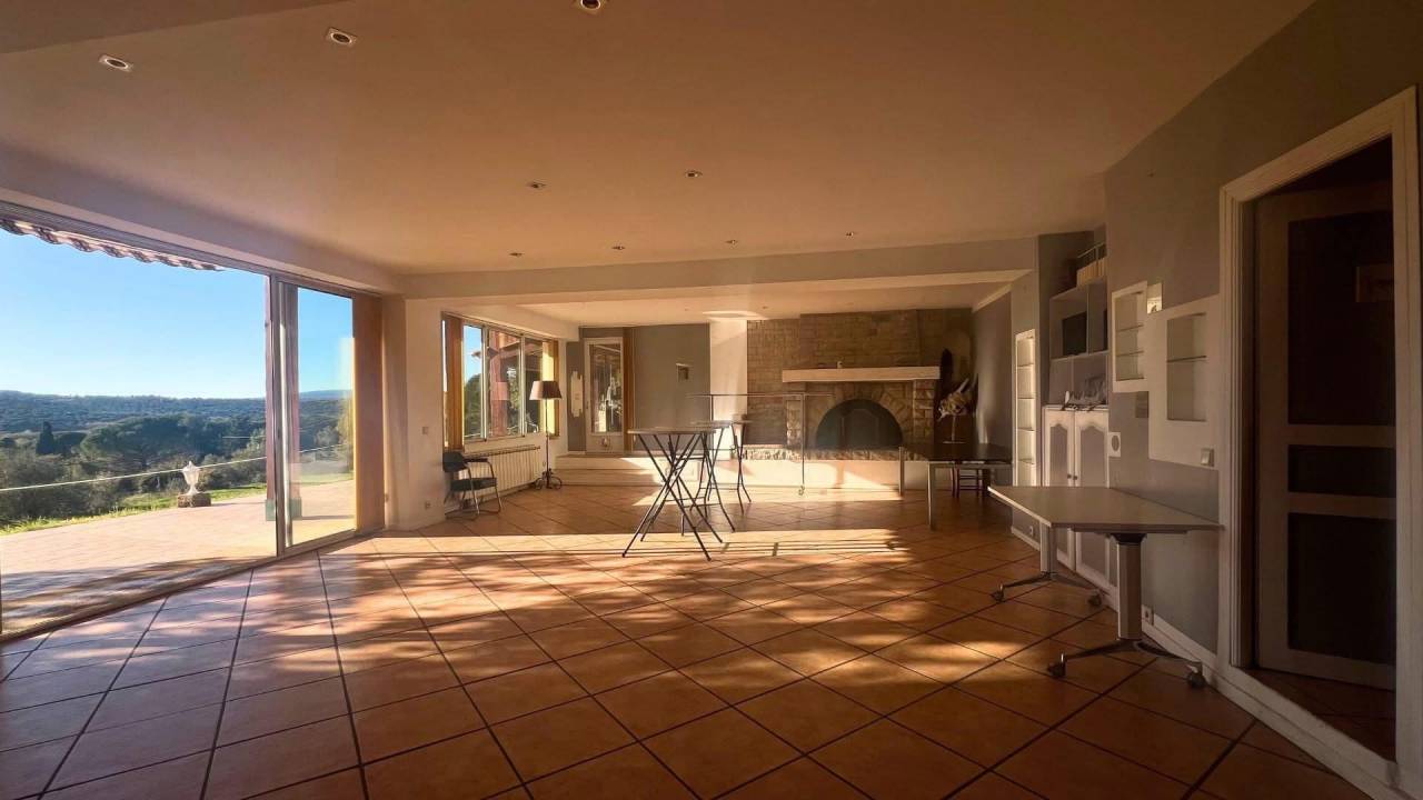 Hippisch vastgoed Koop Var