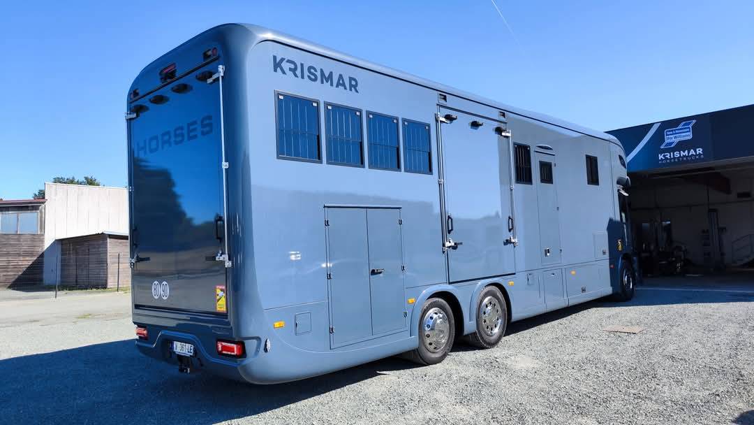 Zware paardenvrachtwagen (groot rijbewijs) Krismar Classicspace 2640 2022 Tweedehands