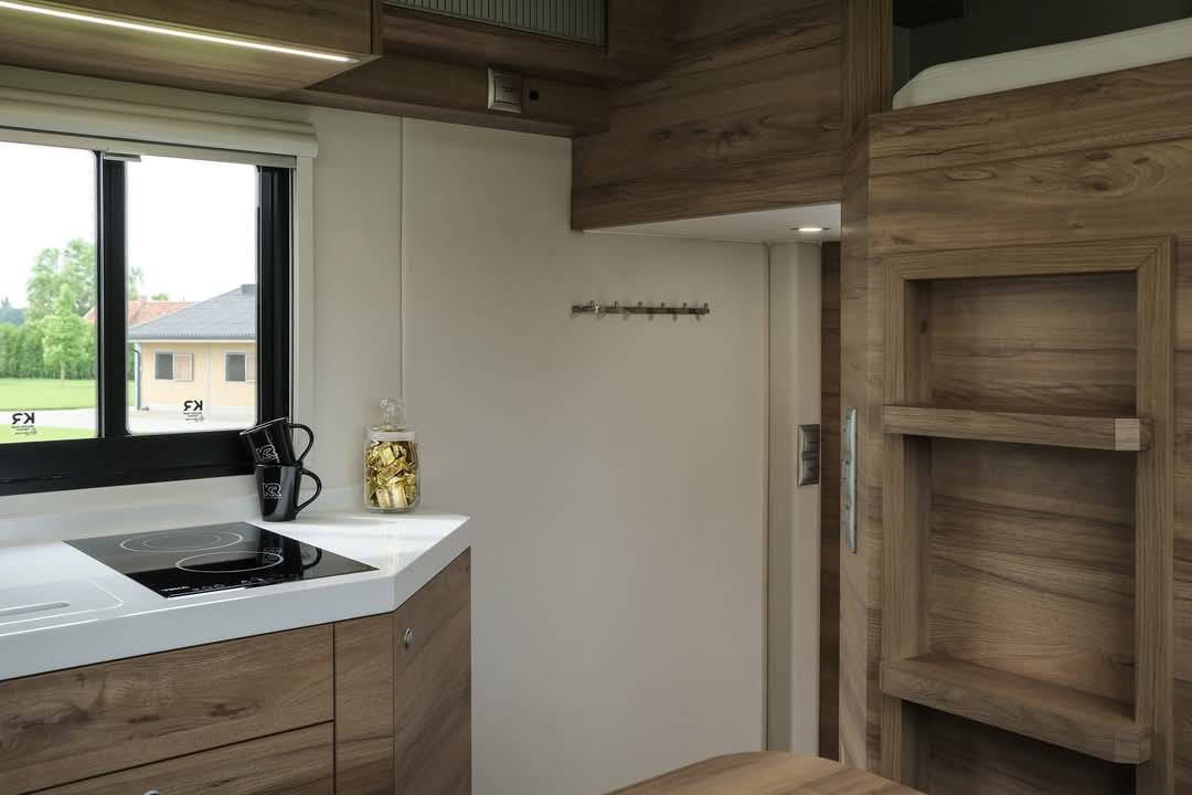 Zware paardenvrachtwagen (groot rijbewijs) Krismar Classicspace 2640 2022 Tweedehands