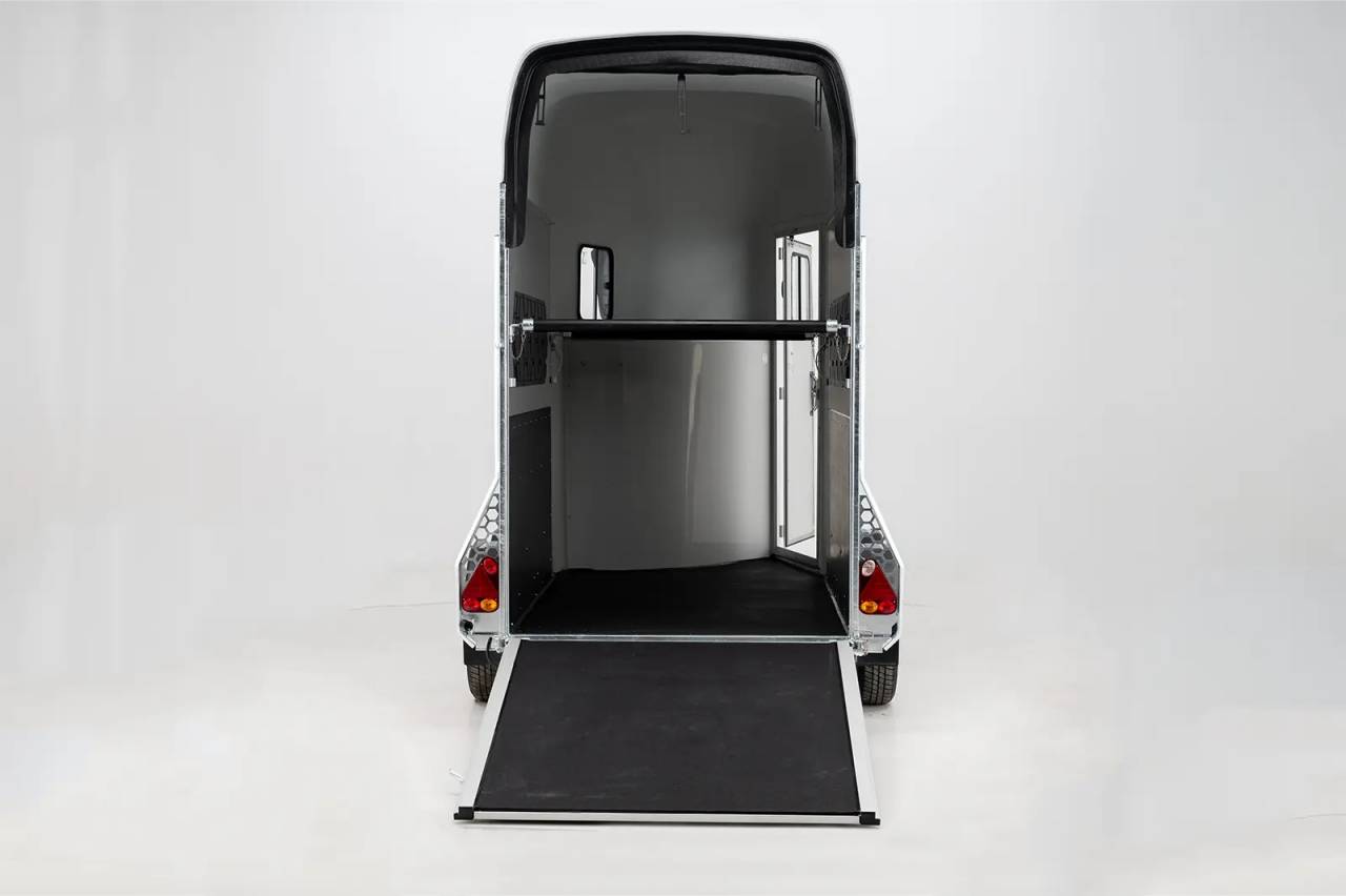 Paardentrailers Cheval Liberté GOLD ONE ORIGINS AVEC SELLERIE 1,5 Paard 2025 Nieuw