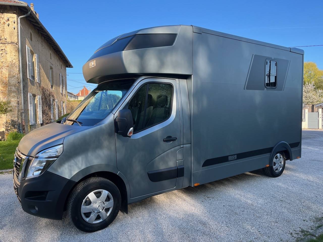 Kleine paardenvrachtwagen (B rijbewijs) Autre marque NISSAN 0 Nieuw