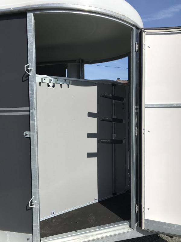 Paardentrailers Fautras Oblic 3 3 Paarden 2025 Nieuw