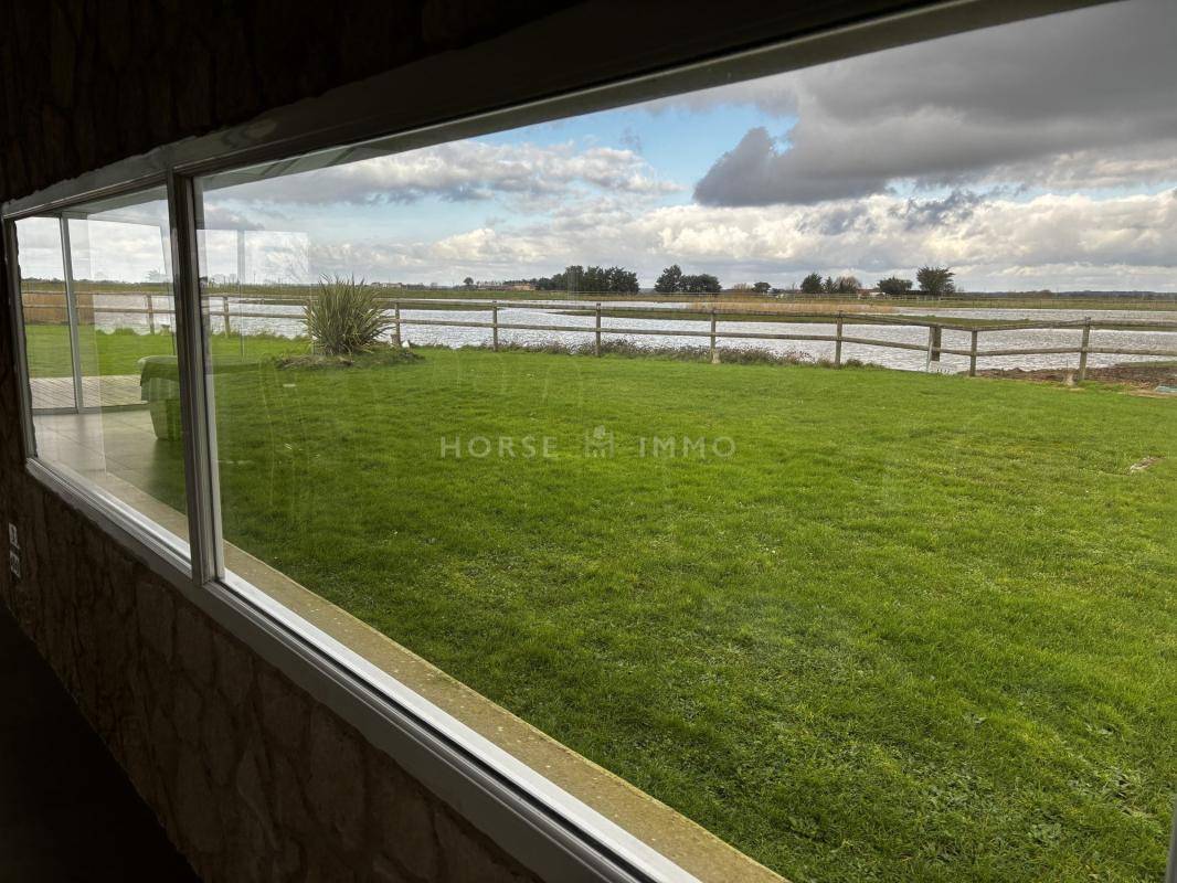 Hippisch vastgoed Koop Vend&eacute;e