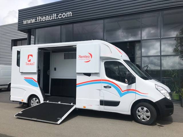 Kleine paardenvrachtwagen (B rijbewijs) Theault Proteo  2019 Tweedehands