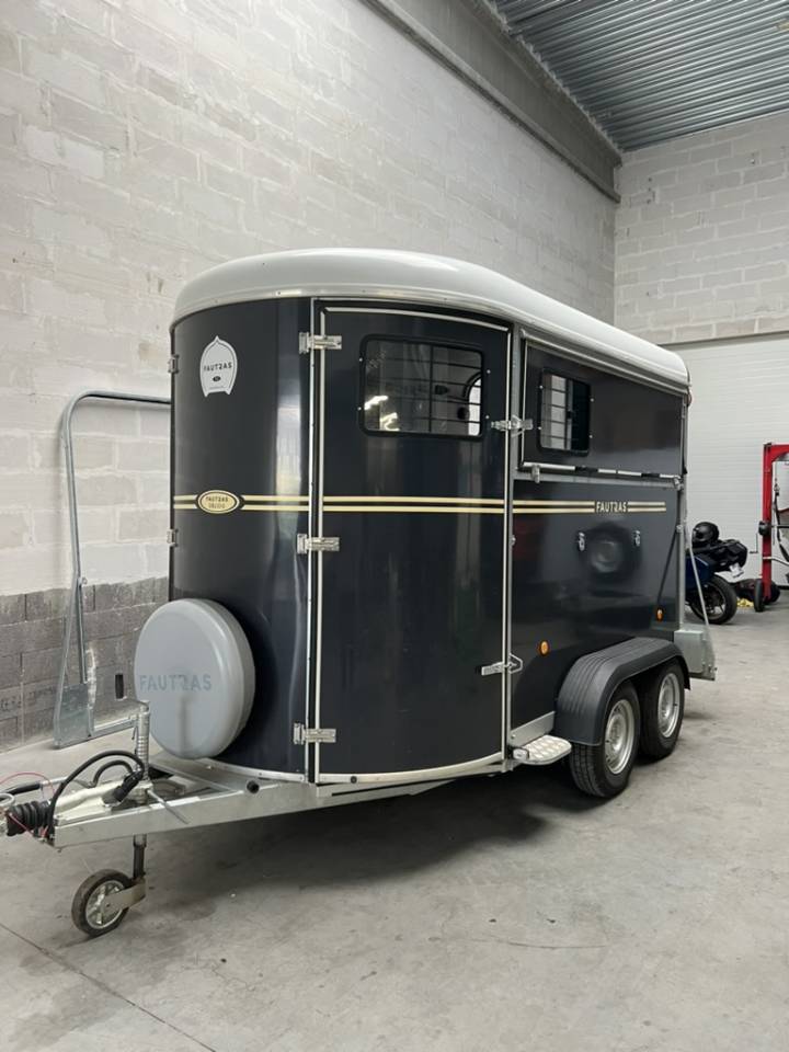 Paardentrailers Fautras  2 Paarden 2022 Tweedehands