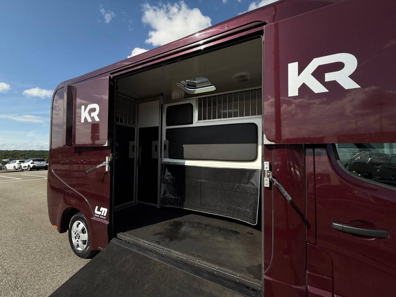 Kleine paardenvrachtwagen (B rijbewijs) Krismar MASTER THEAULT 3 PLACES 2021 Tweedehands