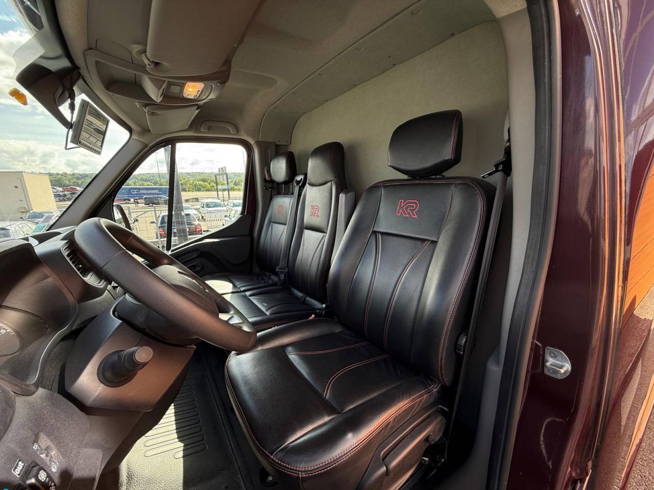 Kleine paardenvrachtwagen (B rijbewijs) Krismar MASTER THEAULT 3 PLACES 2021 Tweedehands