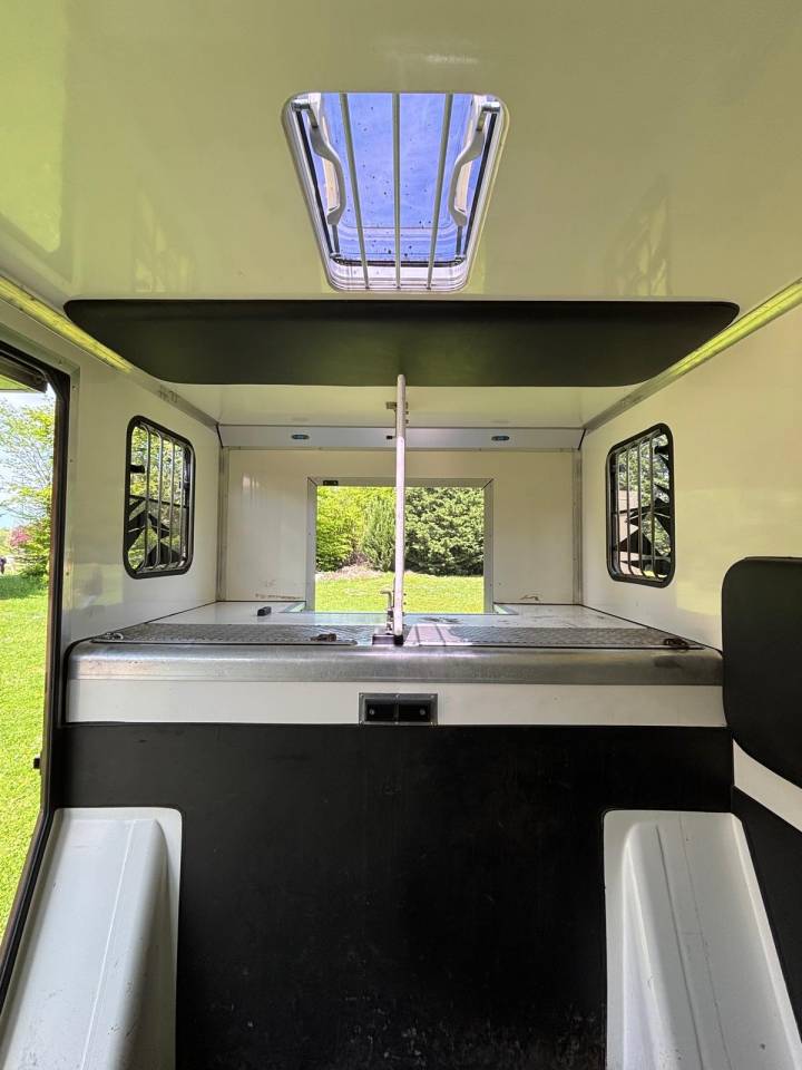 Kleine paardenvrachtwagen (B rijbewijs) Cavalcar OPEL 2018 Tweedehands