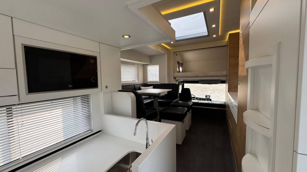 Zware paardenvrachtwagen (groot rijbewijs) STX SCANIA 2020 Tweedehands