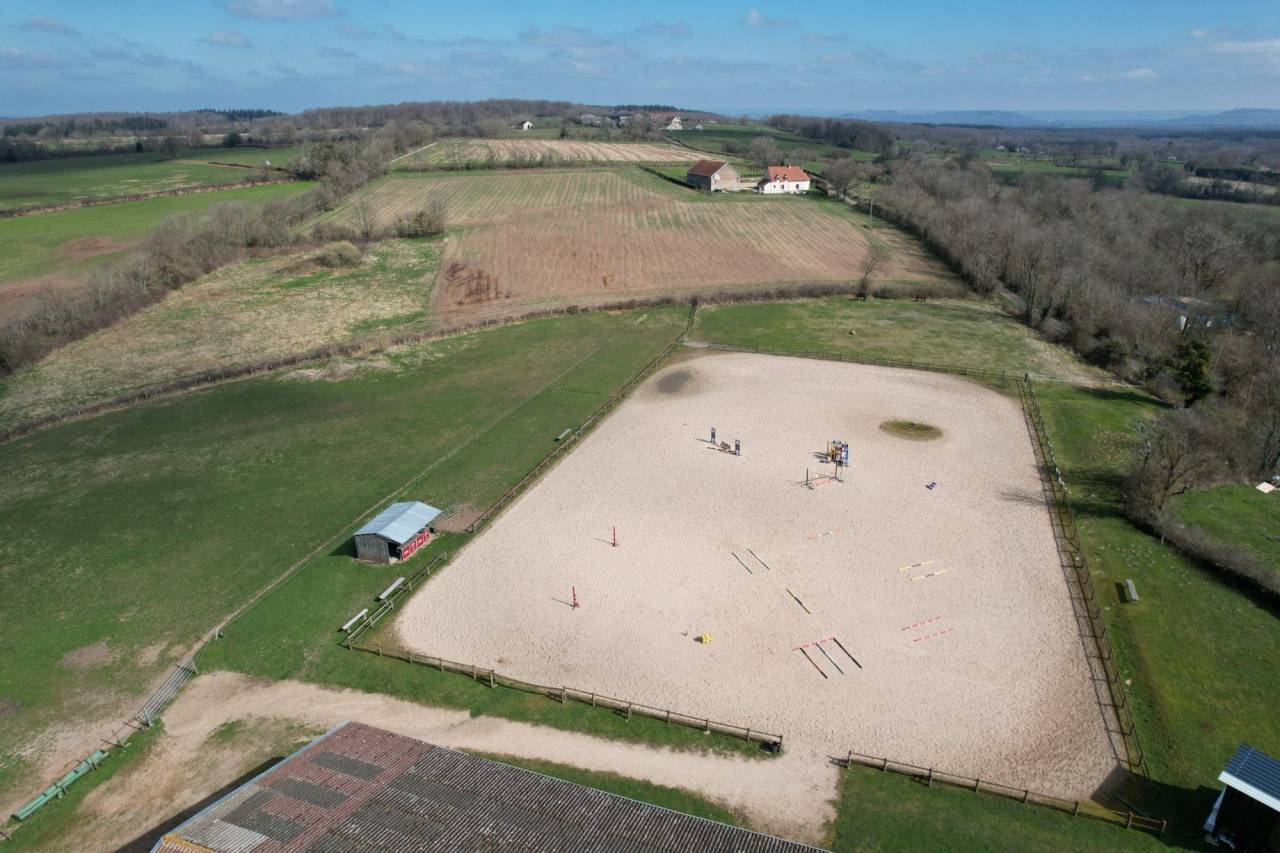 Paarden accommodatie Koop Nièvre