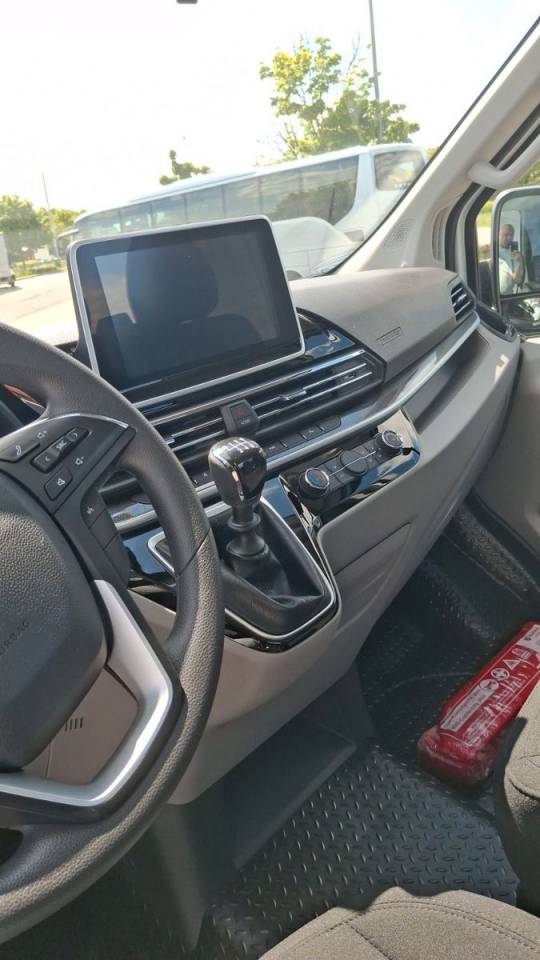 Kleine paardenvrachtwagen (B rijbewijs) Autre marque MAXUS 0 Nieuw