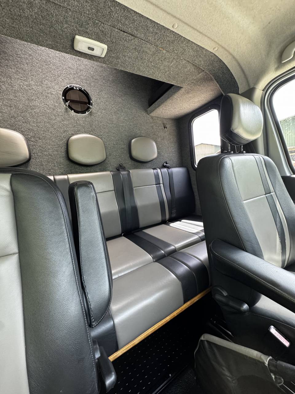 Kleine paardenvrachtwagen (B rijbewijs) MTM  2014 Tweedehands