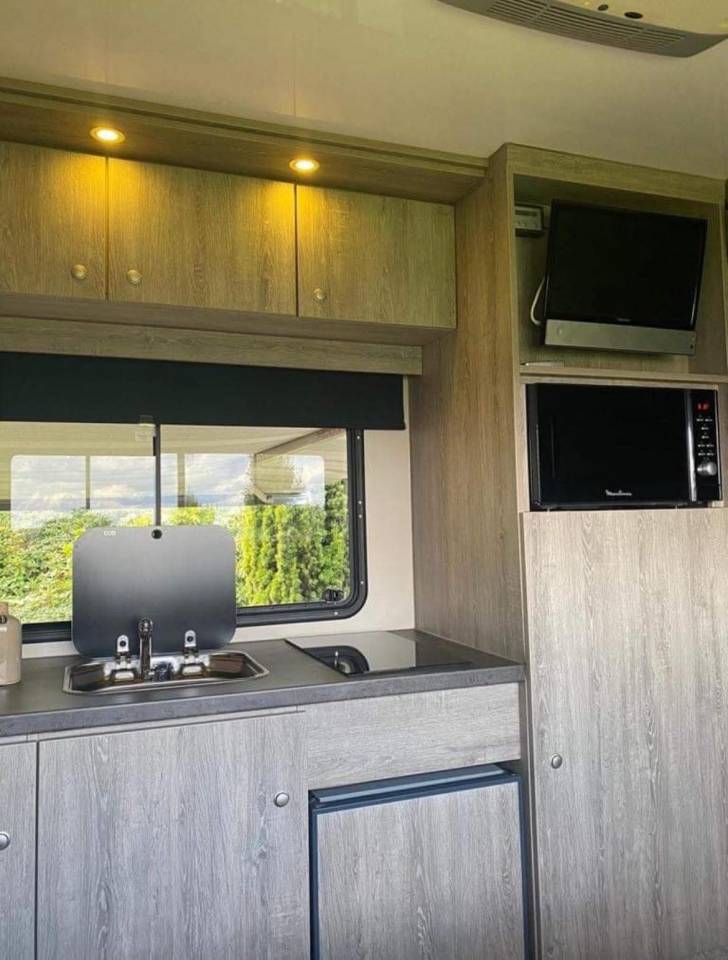 Zware paardenvrachtwagen (groot rijbewijs) Man  2007 Tweedehands