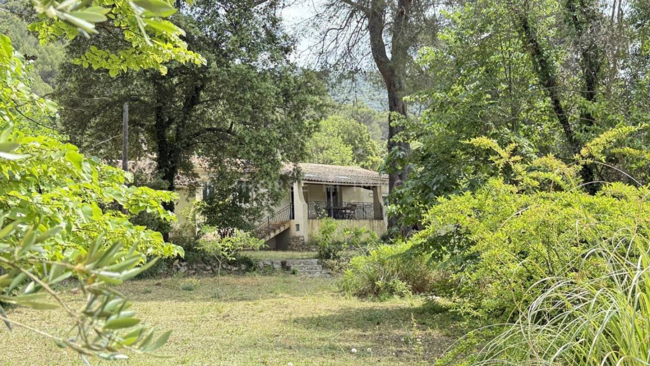 Hippisch vastgoed Koop Var