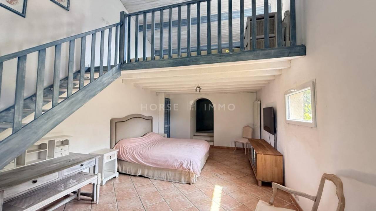 Hippisch vastgoed Koop Var