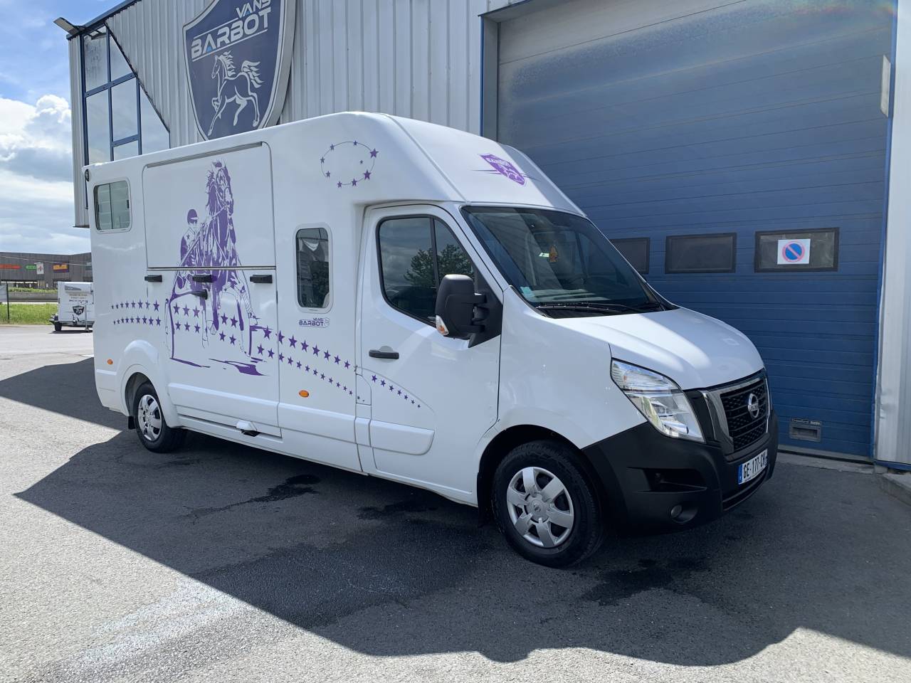 Kleine paardenvrachtwagen (B rijbewijs) Barbot NISSAN NV 400 2022 Tweedehands