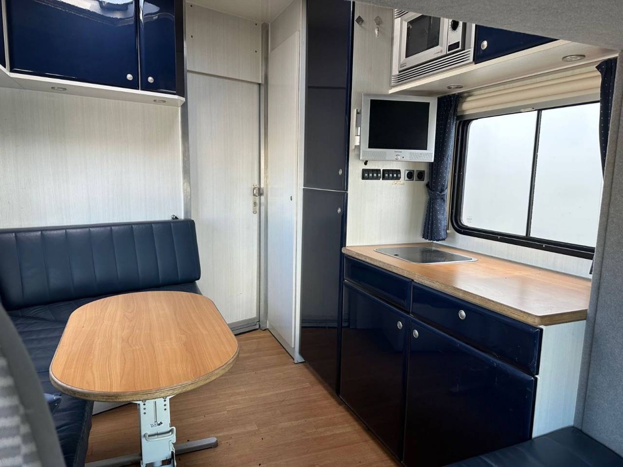 Zware paardenvrachtwagen (groot rijbewijs) Man MAN 0 Tweedehands