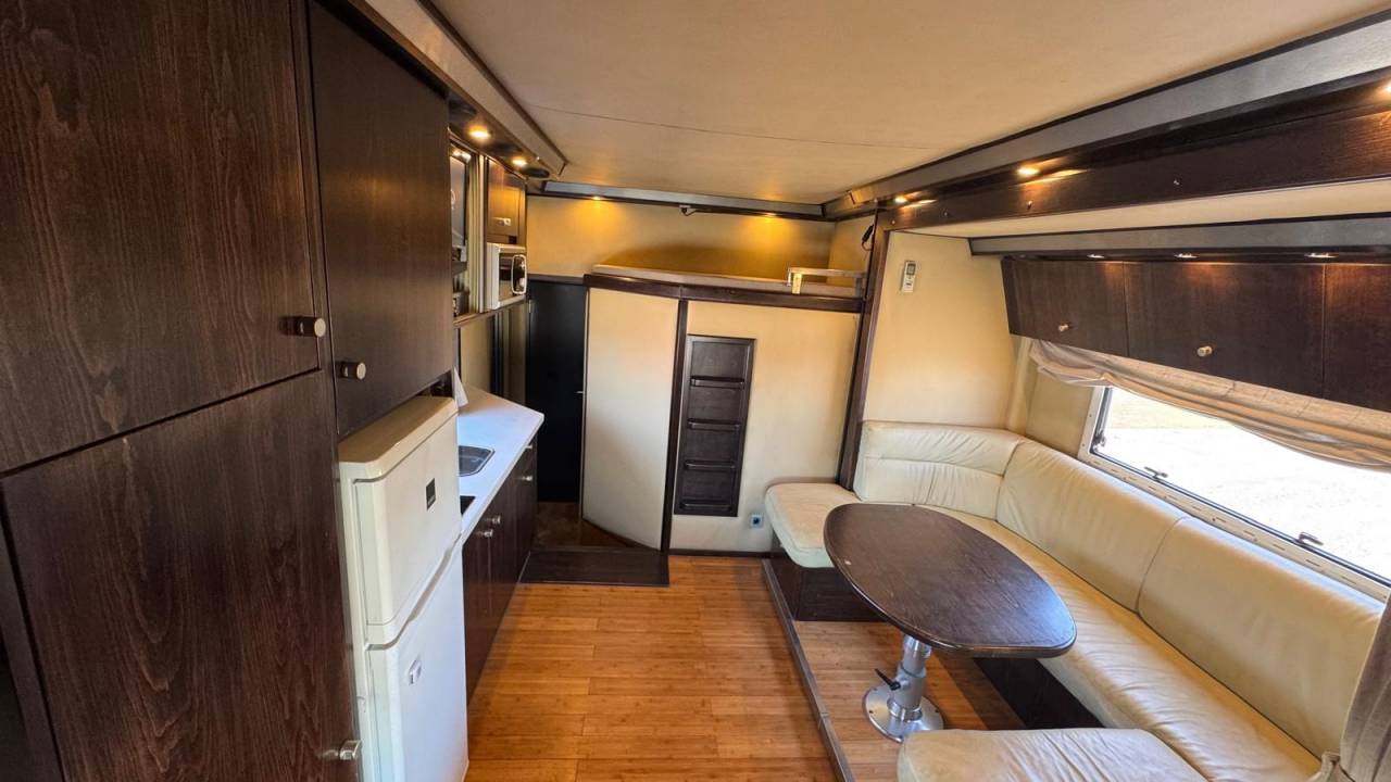 Zware paardenvrachtwagen (groot rijbewijs) Iveco STX 2007 Tweedehands