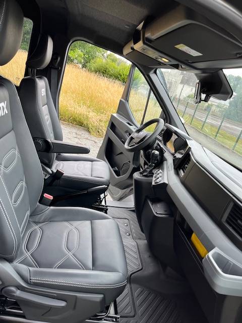 Kleine paardenvrachtwagen (B rijbewijs) STX Master 2025 2025 Nieuw