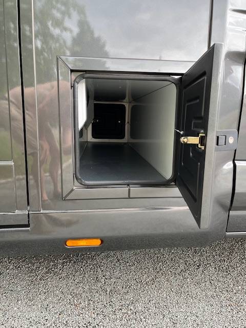 Kleine paardenvrachtwagen (B rijbewijs) STX Master 2025 2025 Nieuw