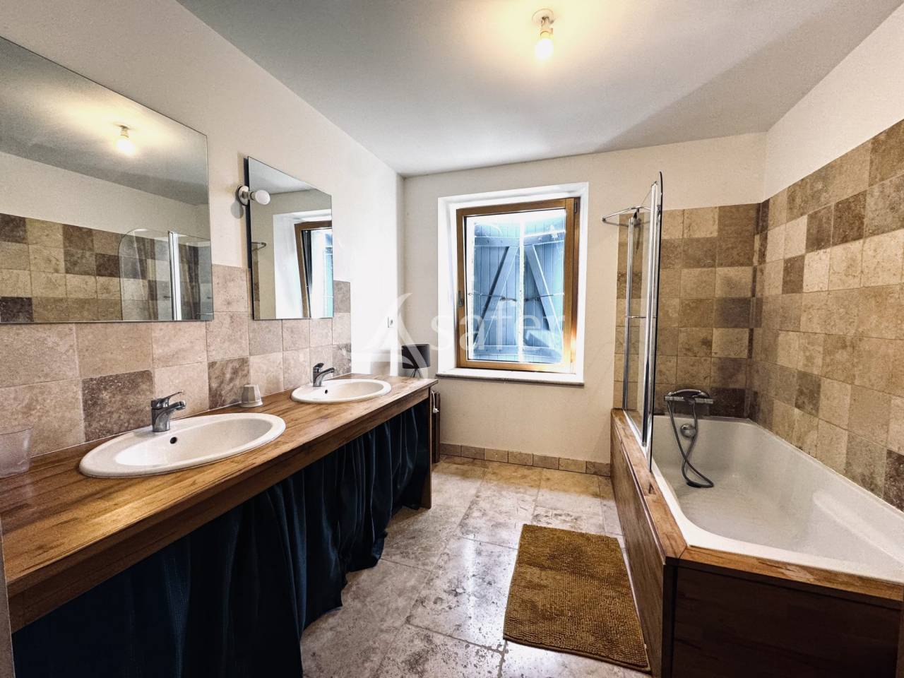 Ander plattelands vastgoed Koop Isère