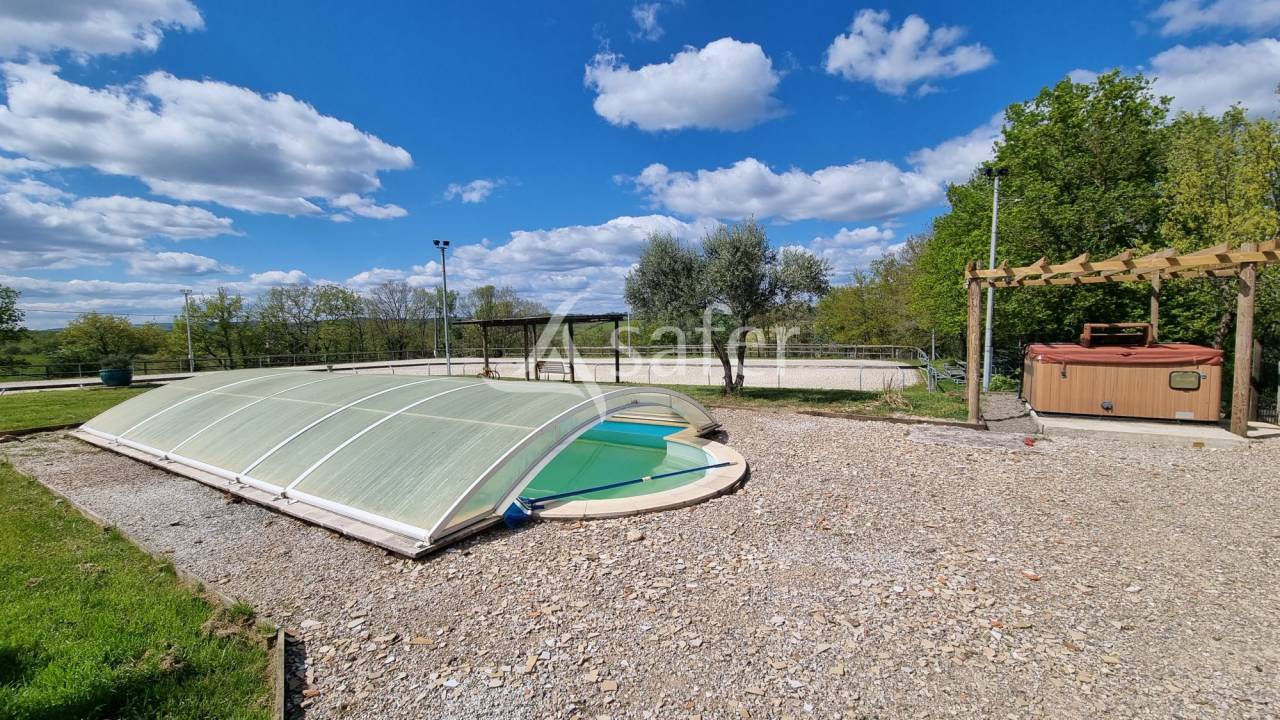 Hippisch vastgoed Koop tarn