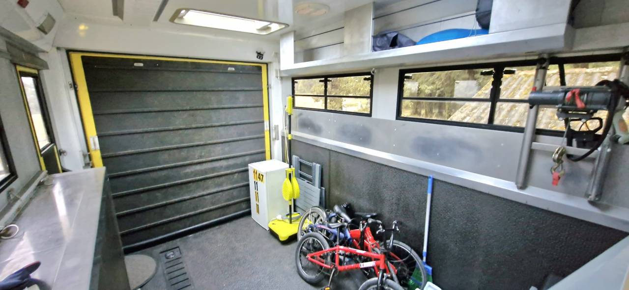 Zware paardenvrachtwagen (groot rijbewijs) Iveco STRALIS 19/360 2012 Tweedehands