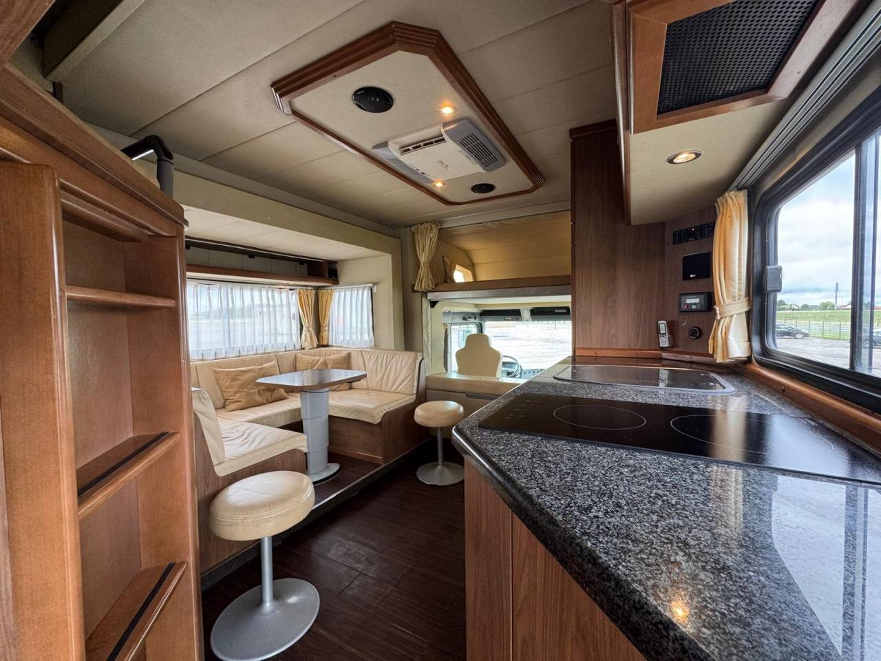 Zware paardenvrachtwagen (groot rijbewijs) Man AK 2007 Tweedehands