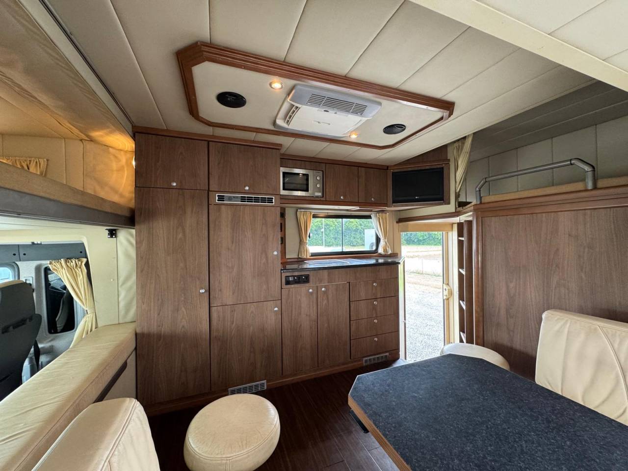 Zware paardenvrachtwagen (groot rijbewijs) Man AK 2007 Tweedehands