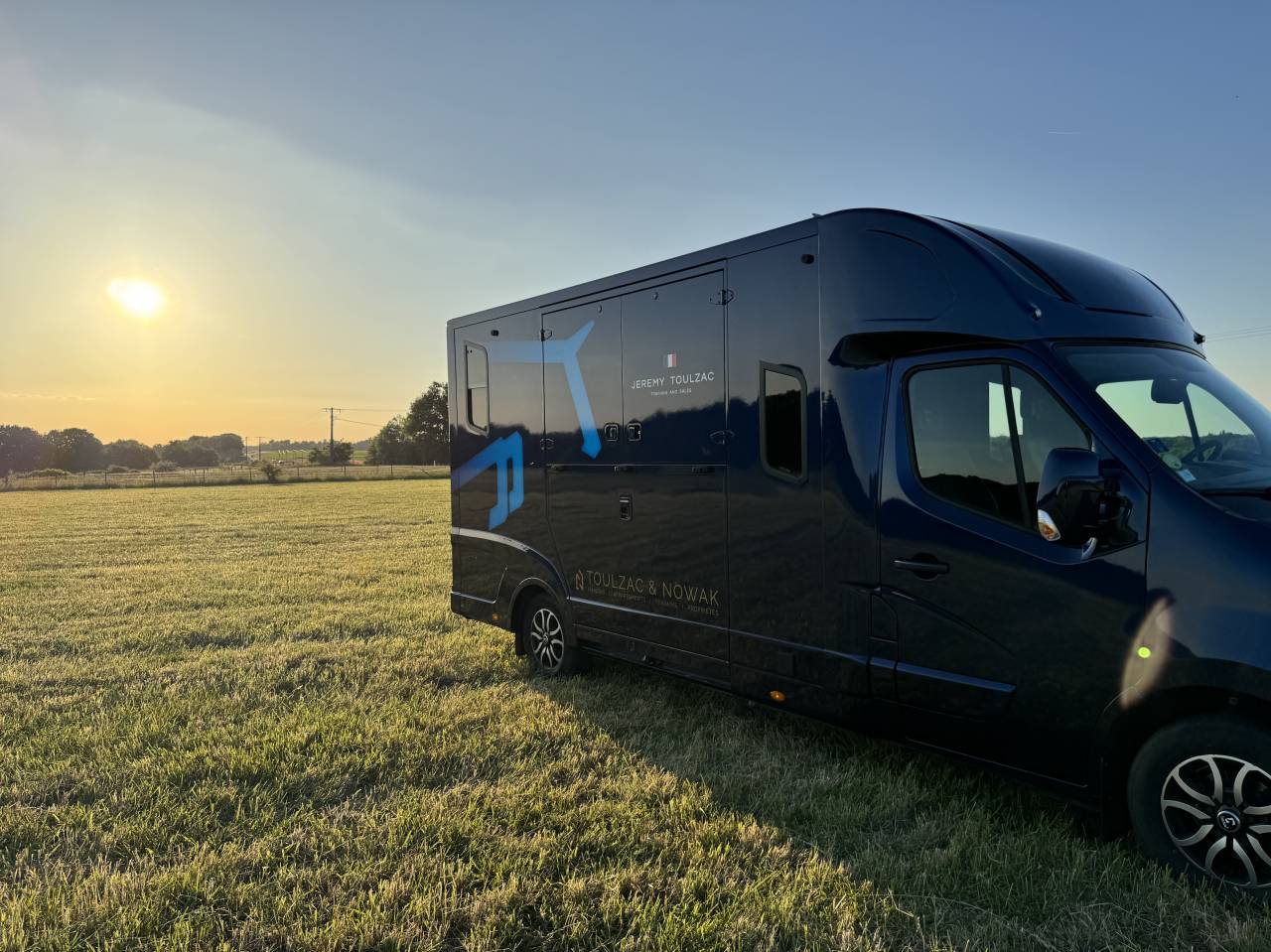 Kleine paardenvrachtwagen (B rijbewijs) Theault Proteo Switch 5 places 2020 Tweedehands