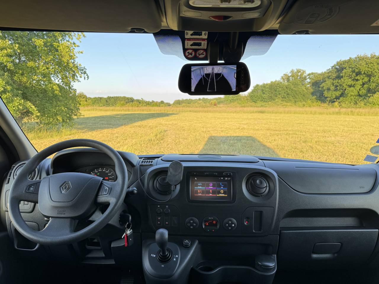 Kleine paardenvrachtwagen (B rijbewijs) Theault Proteo Switch 5 places 2020 Tweedehands