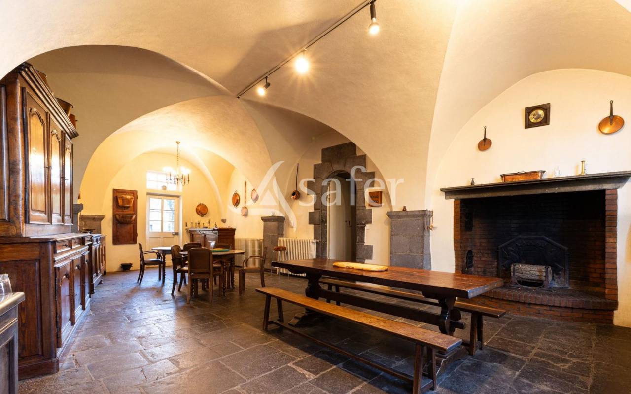 Ander plattelands vastgoed Koop Puy-de-Dôme