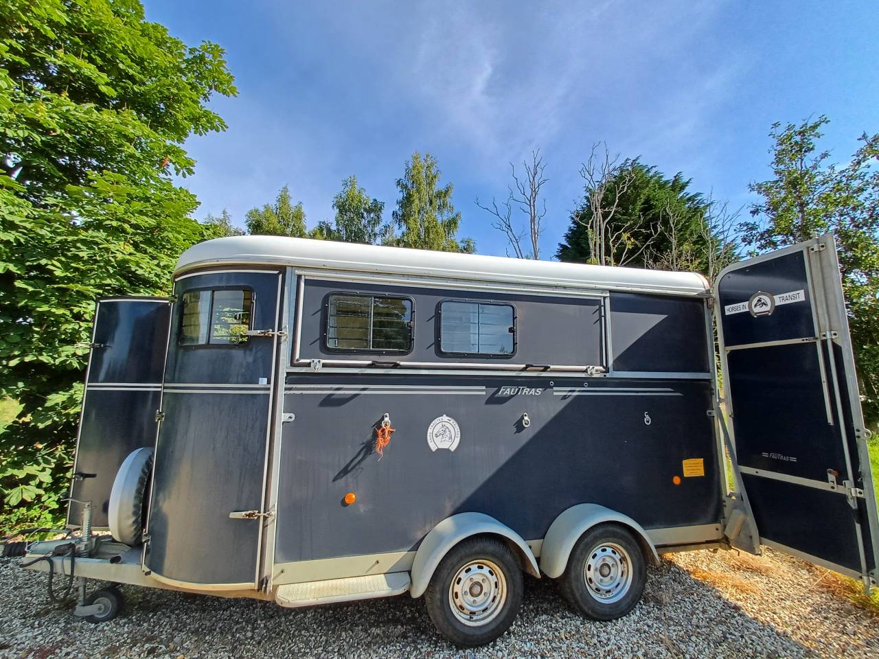 Paardentrailers Fautras Oblic + 3 3 Paarden 2014 Tweedehands