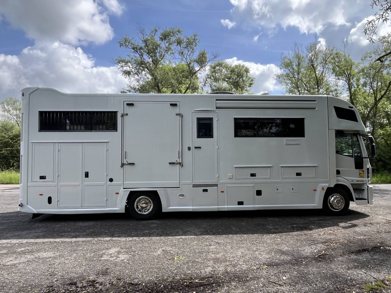 Zware paardenvrachtwagen (groot rijbewijs) Iveco IVECO 0 Tweedehands