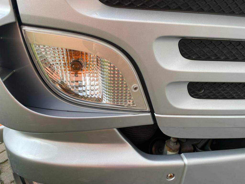 Zware paardenvrachtwagen (groot rijbewijs) Mercedes MERCEDES-BENZ 0 Tweedehands