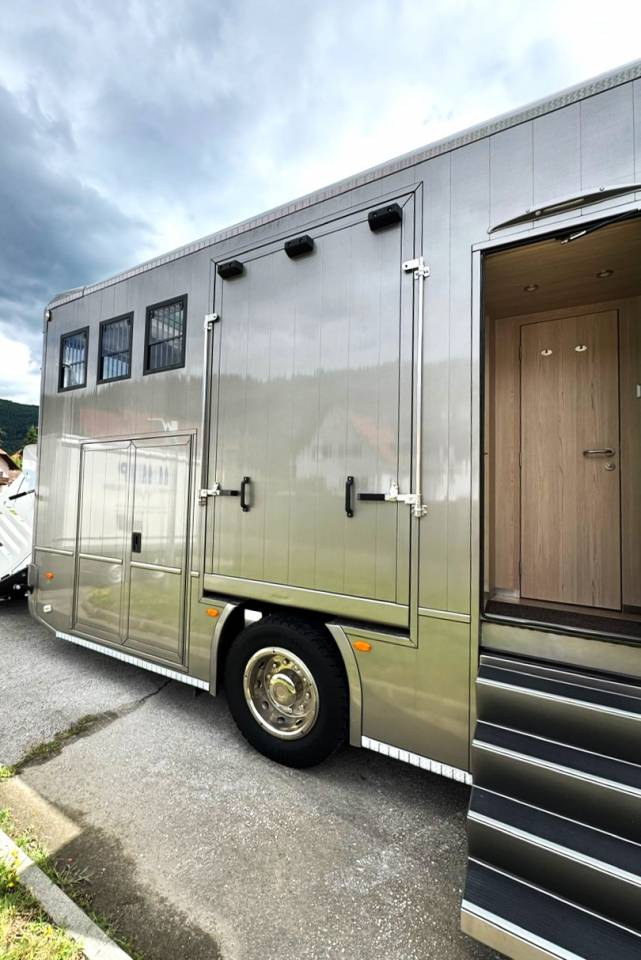 Zware paardenvrachtwagen (groot rijbewijs) Autre marque VOLVO 0 Tweedehands