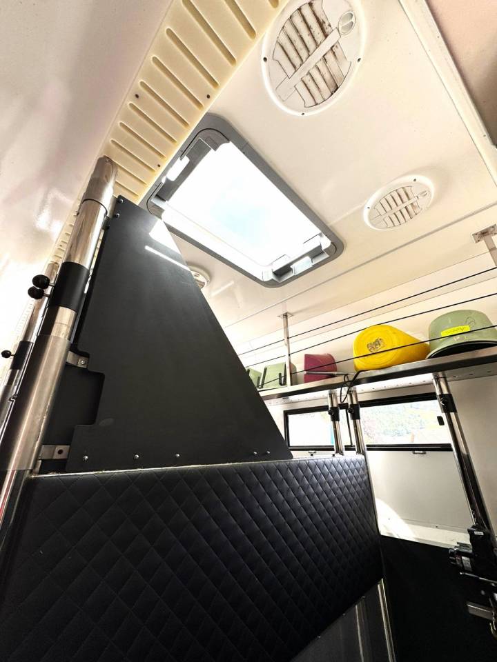 Zware paardenvrachtwagen (groot rijbewijs) Autre marque VOLVO 0 Tweedehands