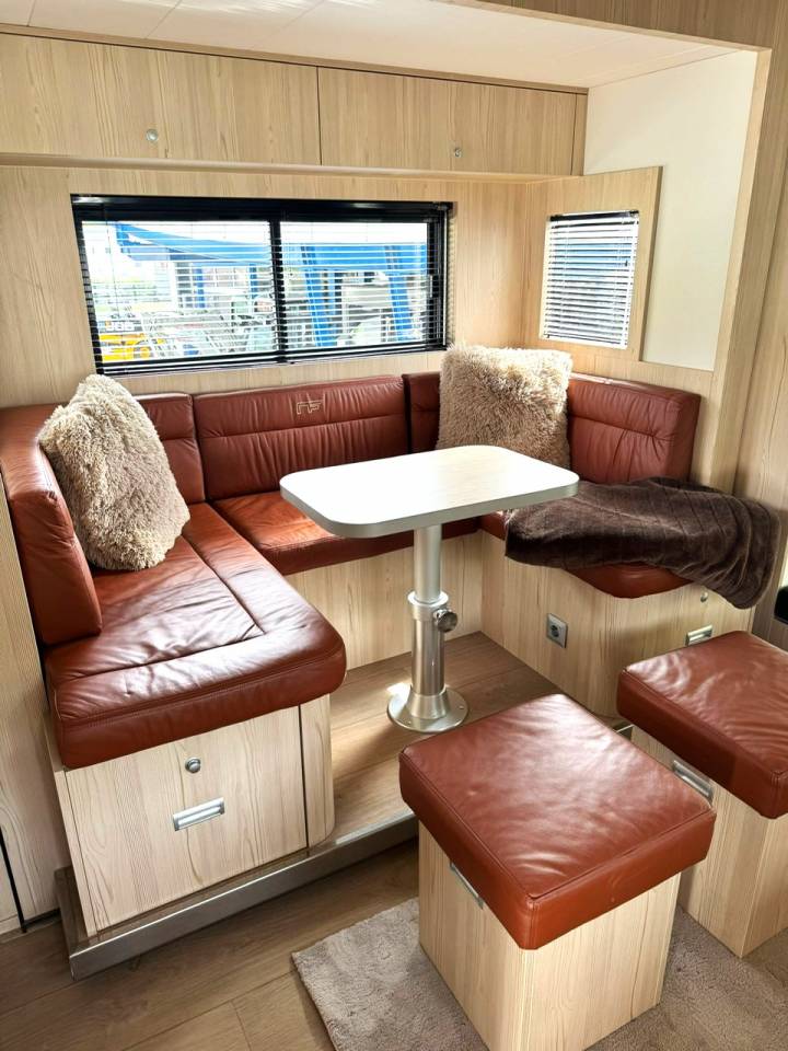 Zware paardenvrachtwagen (groot rijbewijs) Autre marque VOLVO 0 Tweedehands