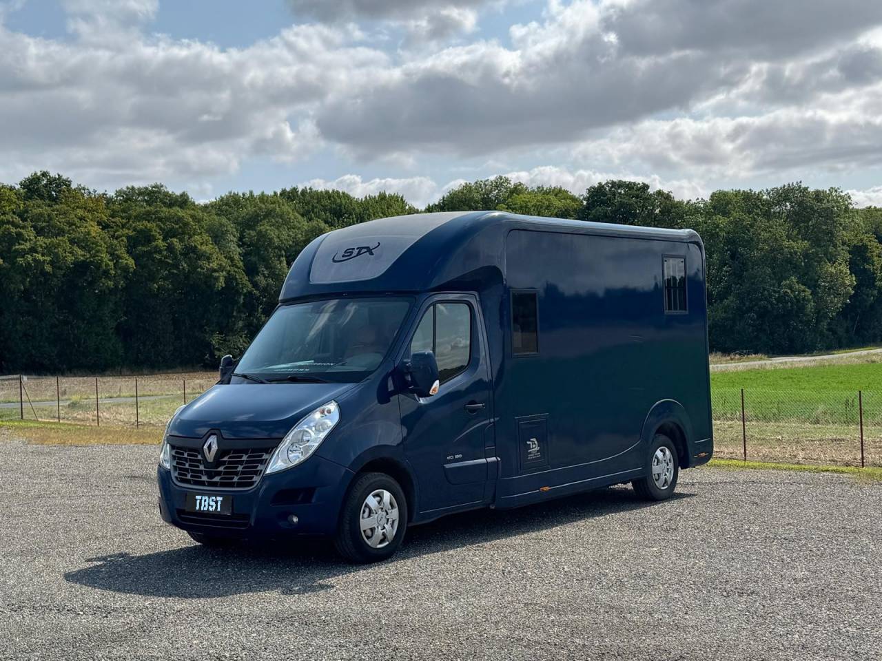 Kleine paardenvrachtwagen (B rijbewijs) Renault STX 2015 Tweedehands