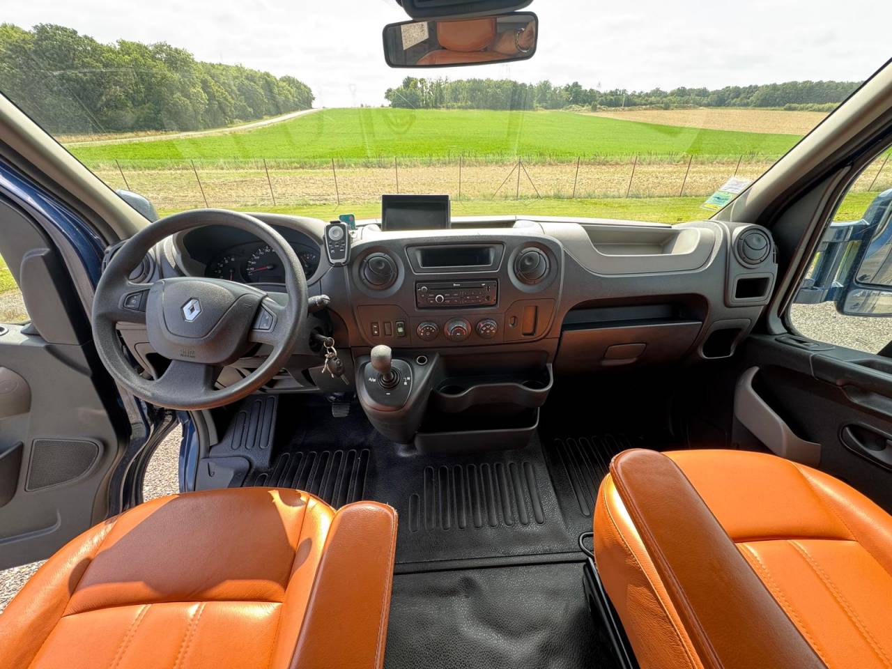 Kleine paardenvrachtwagen (B rijbewijs) Renault STX 2015 Tweedehands