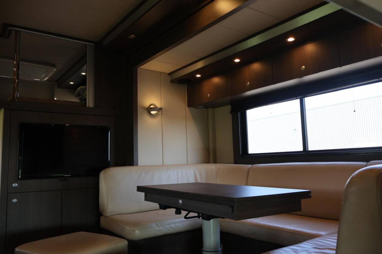 Zware paardenvrachtwagen (groot rijbewijs) STX IVECO 26.360 2011 Tweedehands