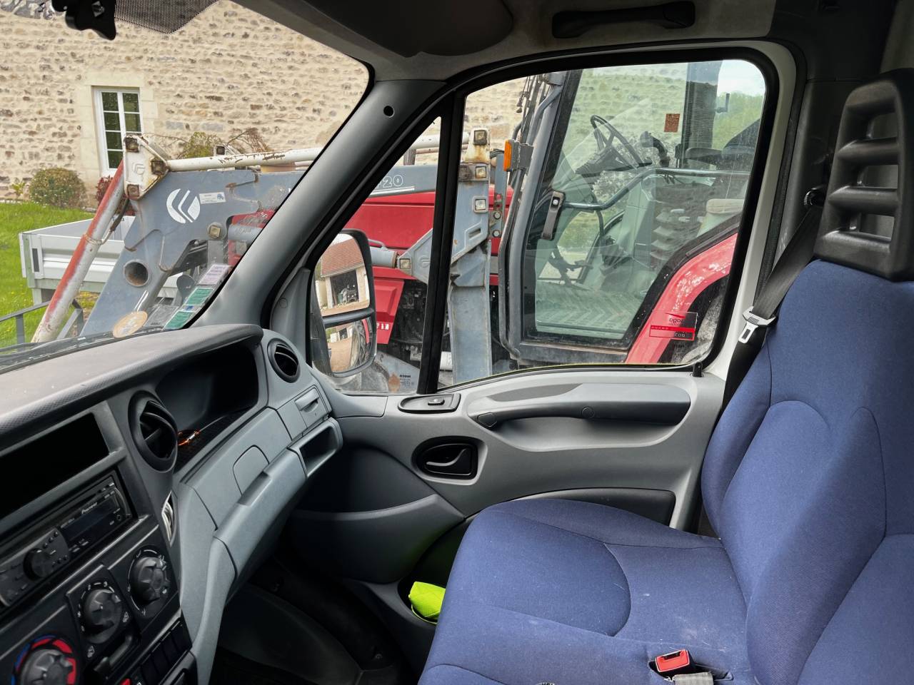 Kleine paardenvrachtwagen (B rijbewijs) Iveco IVECO 35C18 / Semi Remorque VOW 2010 Tweedehands