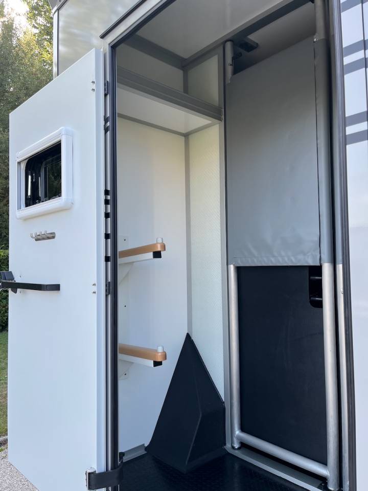 Kleine paardenvrachtwagen (B rijbewijs) Autre marque PEUGEOT 0 Nieuw