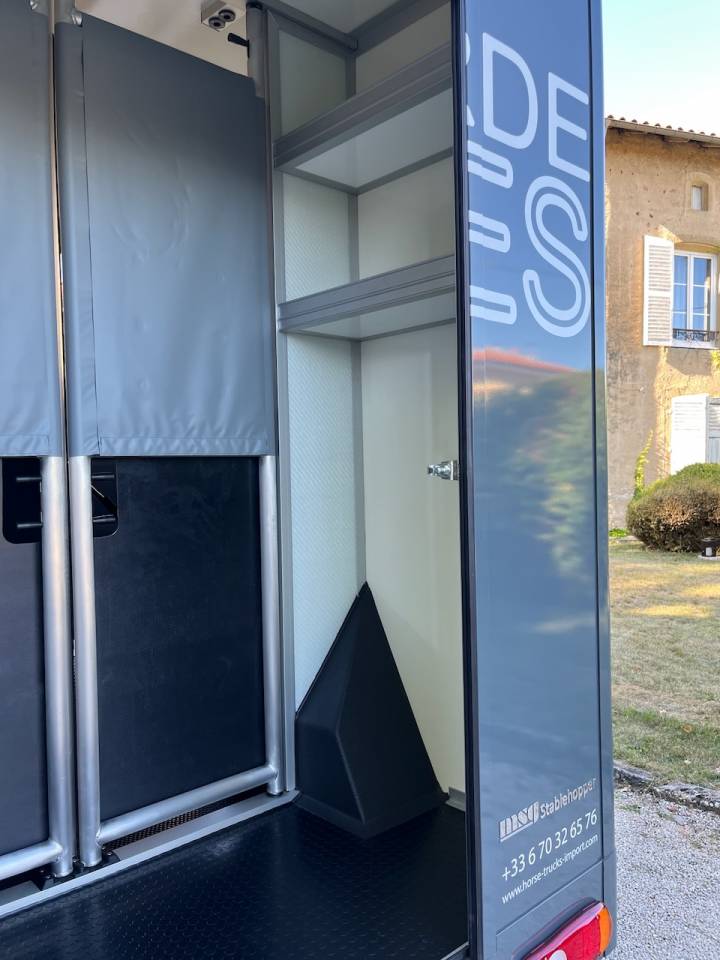 Kleine paardenvrachtwagen (B rijbewijs) Autre marque PEUGEOT 0 Nieuw