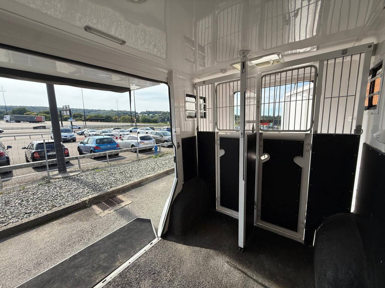 Kleine paardenvrachtwagen (B rijbewijs) Barbot POLYVAN D3C 2019 Tweedehands